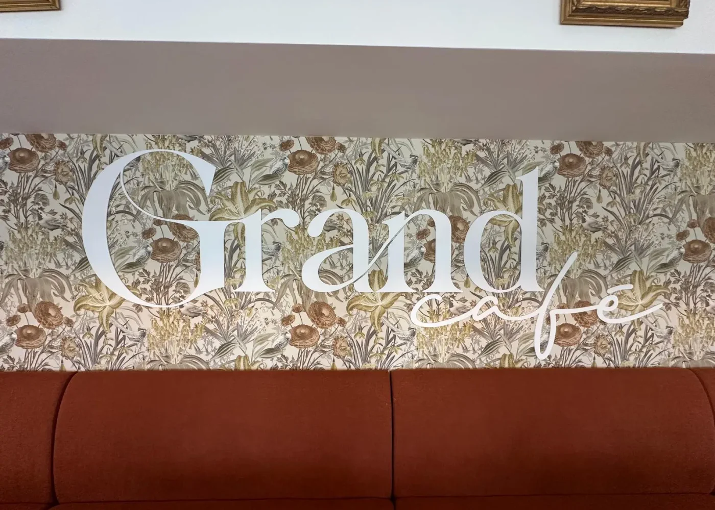 3D Logo a polep výkladu kaviareň malacky